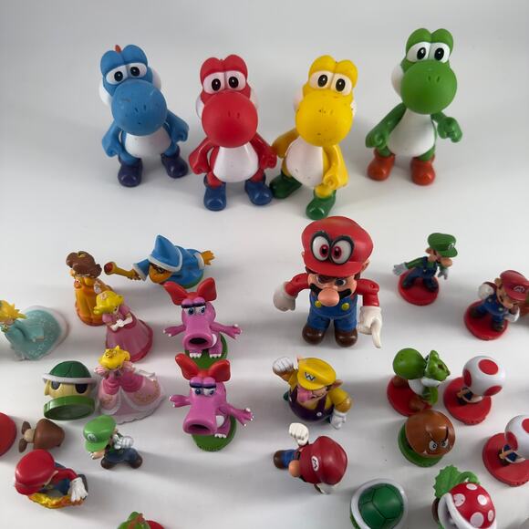 Nintendo Super Mario Figure Lot of 55| Yoshi, Mario, Peach, Luigi + More - Picture 2 of 7